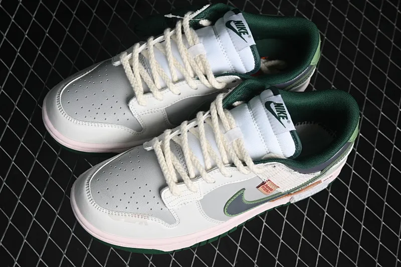 All Categories Nk SB Dunk Series Nk SB Dunk Low Low-top sneakers Nk Dunk Low Retro "Varsity Green" Panda Prank Skyline Speed ​​Chase Low-top casual sneakers DD1391-101